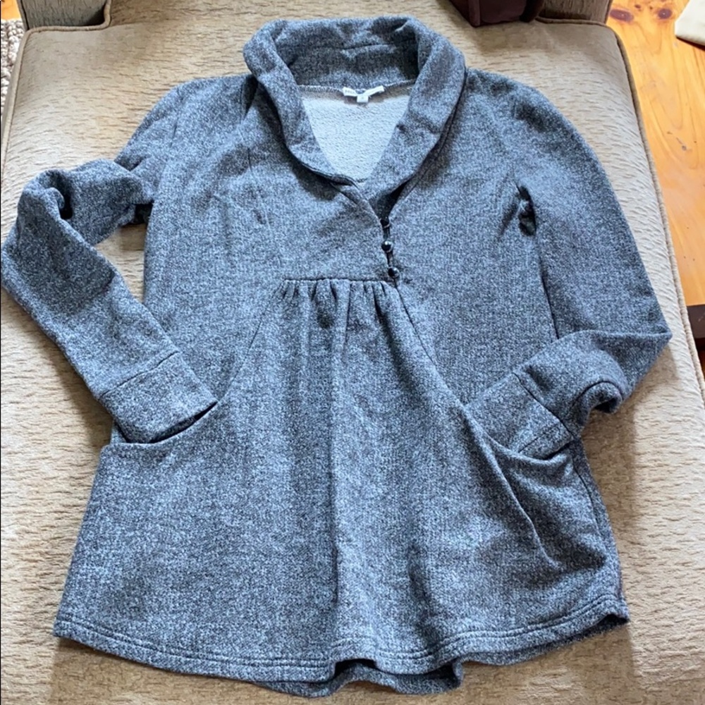 Maternity sweatshirt